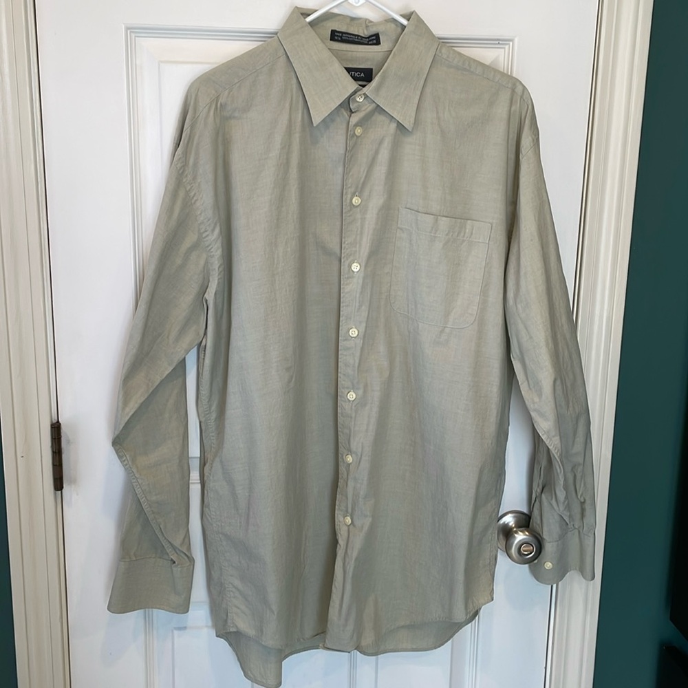 Nautica men’s shirt
